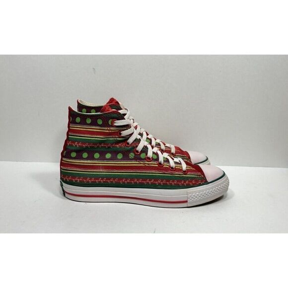 Converse Chuck Taylor Christmas High Sneakers Wrapping Paper Ornament Womens 9 - Picture 1 of 10